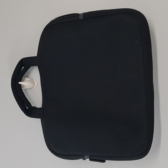 Black Tablet/Small Laptop Bag - Picture 2 of 2